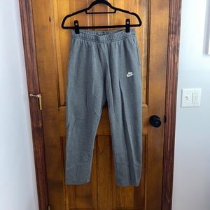 Nike - Grey/Gray (dark) Sportswear Club Sweatpants